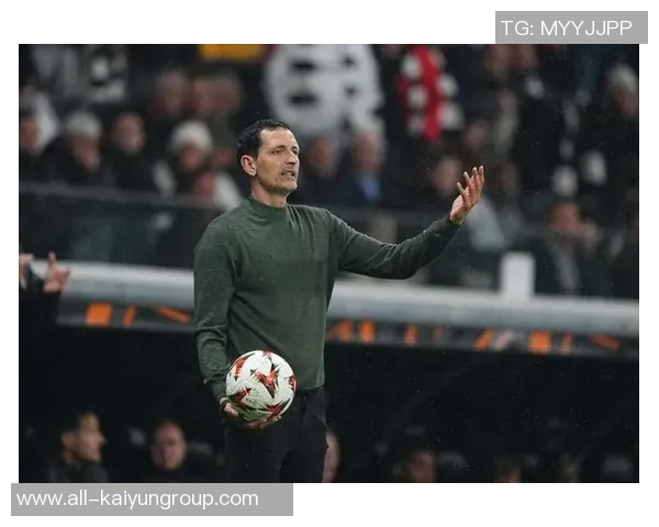 维罗纳主帅称比塞克犯规危险自豪球队表现展现机会